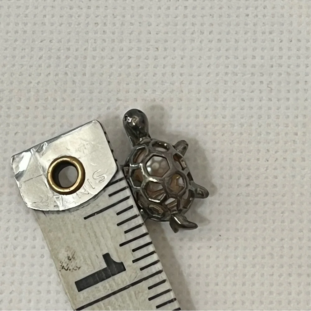 925 Sterling Silver Tiny Turtle Pendant With Pearl